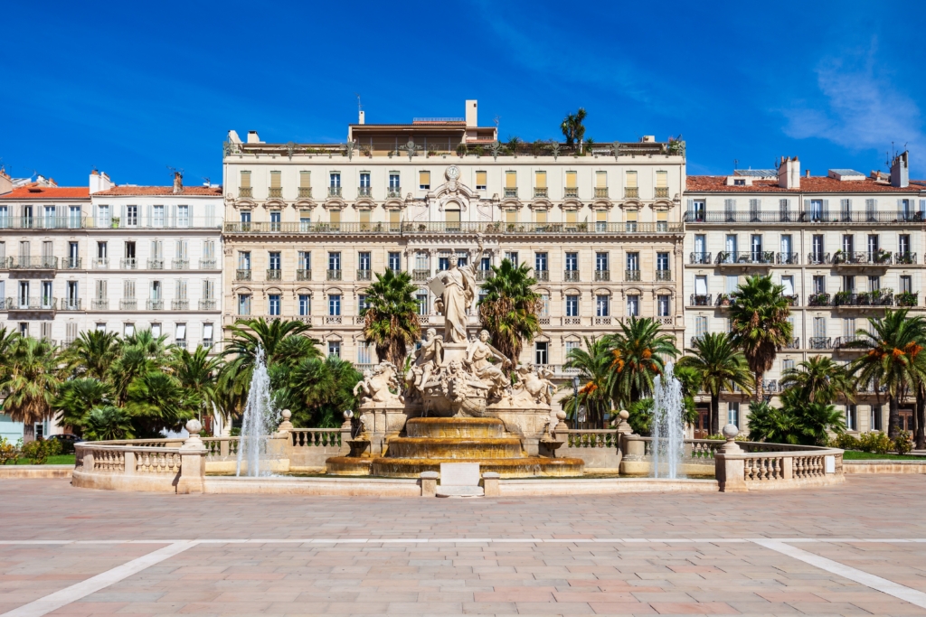 Toulon : pourquoi choisir le viager pour transmettre votre patrimoine