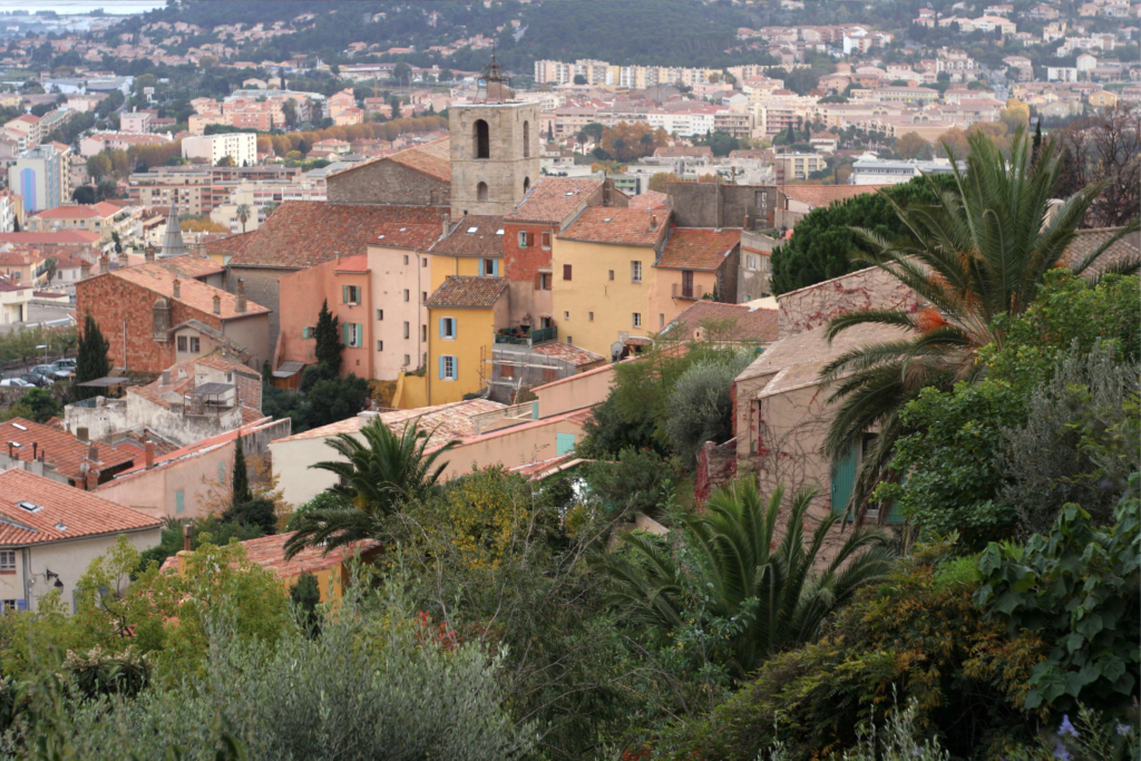 Hyères : les étapes pour réussir une vente en viager