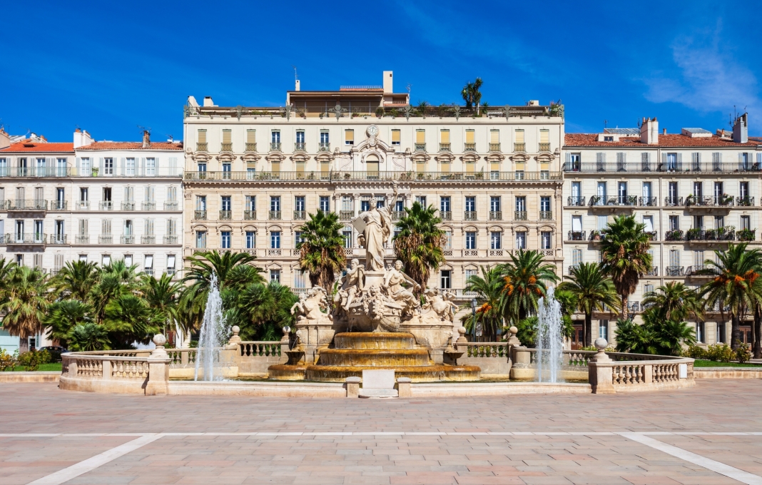 Toulon : pourquoi choisir le viager pour transmettre votre patrimoine